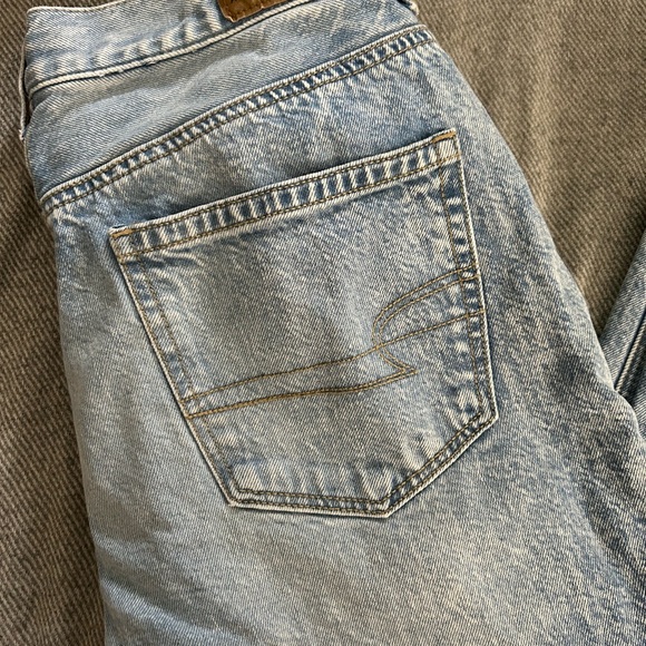 American eagle straight Jean white washed size: 8 - Picture 2 of 5
